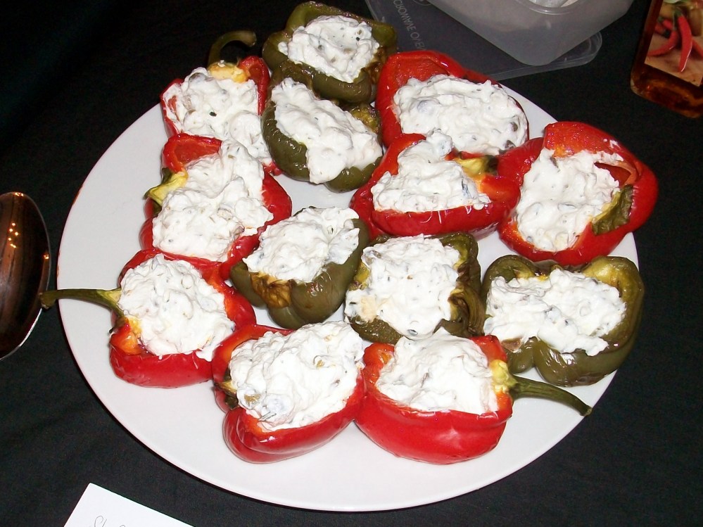 My stuffed peppers- roasted and filled with a mix of ricotta, capers, rosemary and lemon juice. Bit tart, but not bad at all. Shame I forgot the chilli oil drizzle to serve but the parmesan crisps off camera made a fine garnish. 