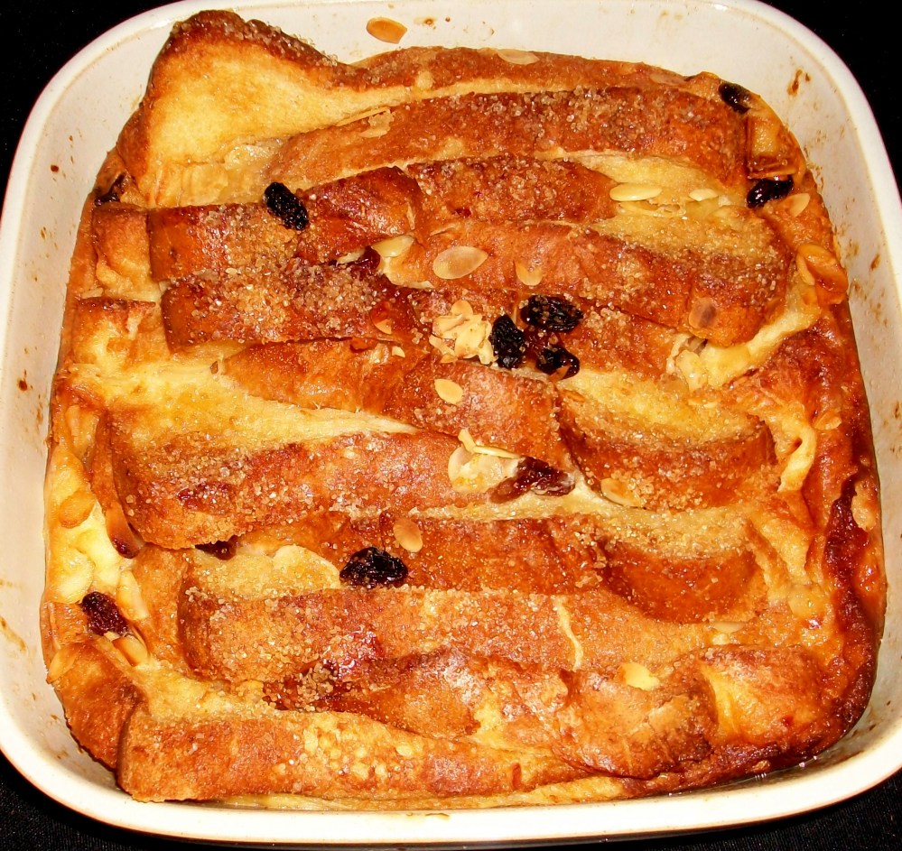 Bread and Butter Pudding by Matt, who yes scored another desset draw by totally legitimate means. Hmm. This was well recieved by everyone who doesn't have an inherent biological fear of soggy bread. Extra points for double dairy usage.